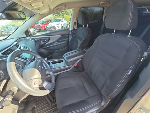 Used 2020 Nissan Murano SV image 14