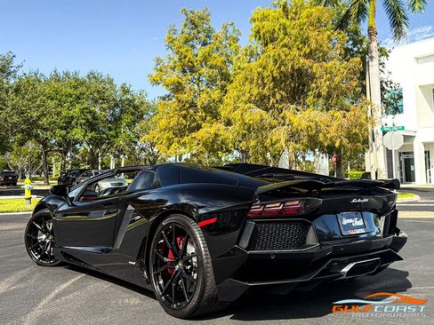 Used 2016 Lamborghini Aventador LP 700-4 image 43