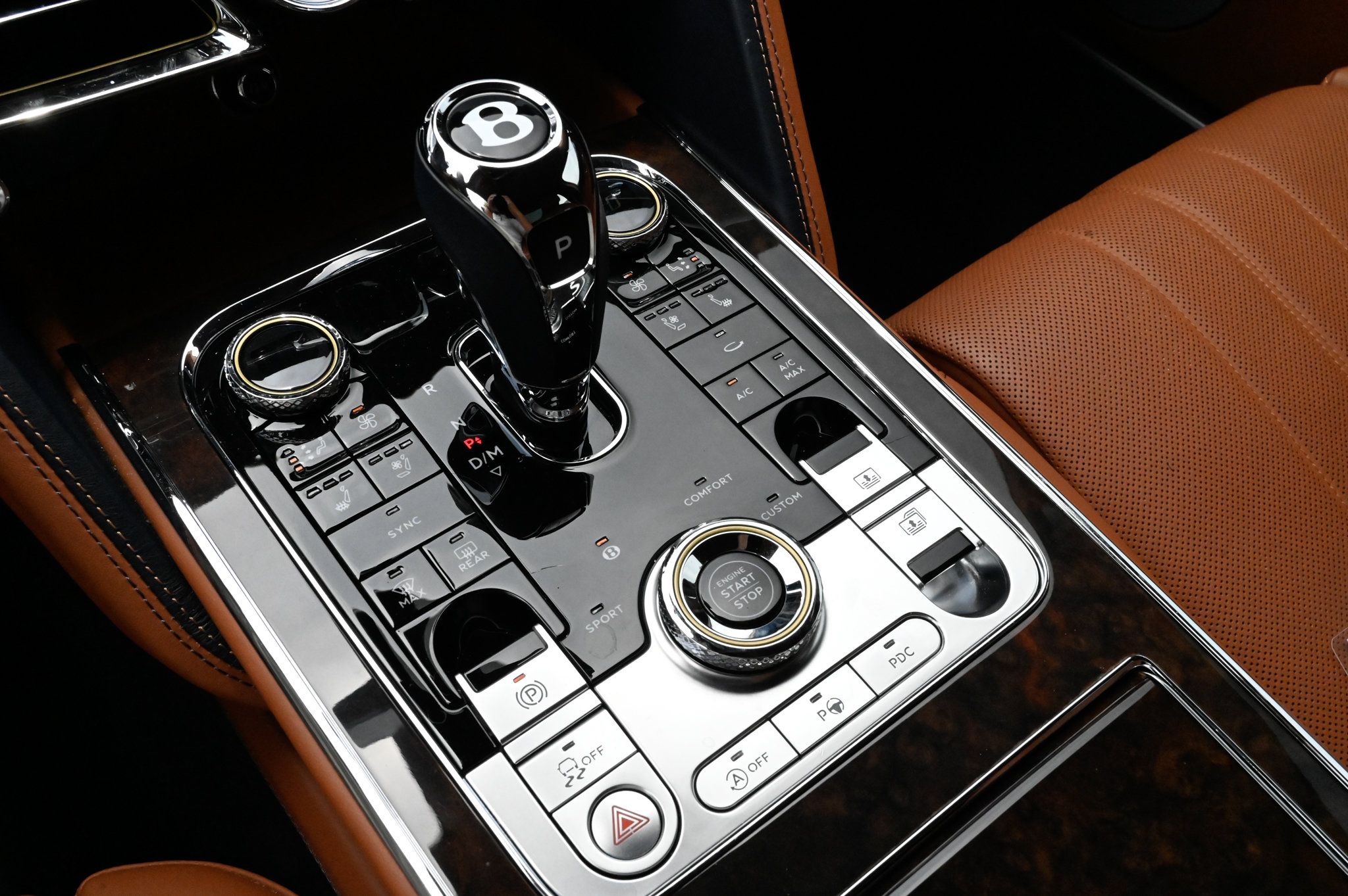 Used 2022 Bentley Flying Spur V8 AWD/4WD image 29