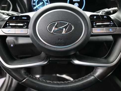 Used 2022 Hyundai Elantra Limited FWD image 32