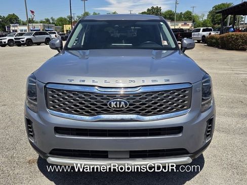 Used 2020 Kia Telluride LX FWD image 2