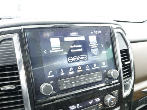 Used 2024 Nissan Titan Platinum Reserve w/ Moonroof Package AWD/4WD image 40