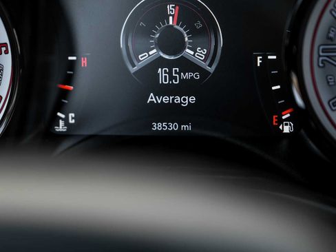 Used 2022 Dodge Challenger R/T w/ Shaker Package RWD image 18