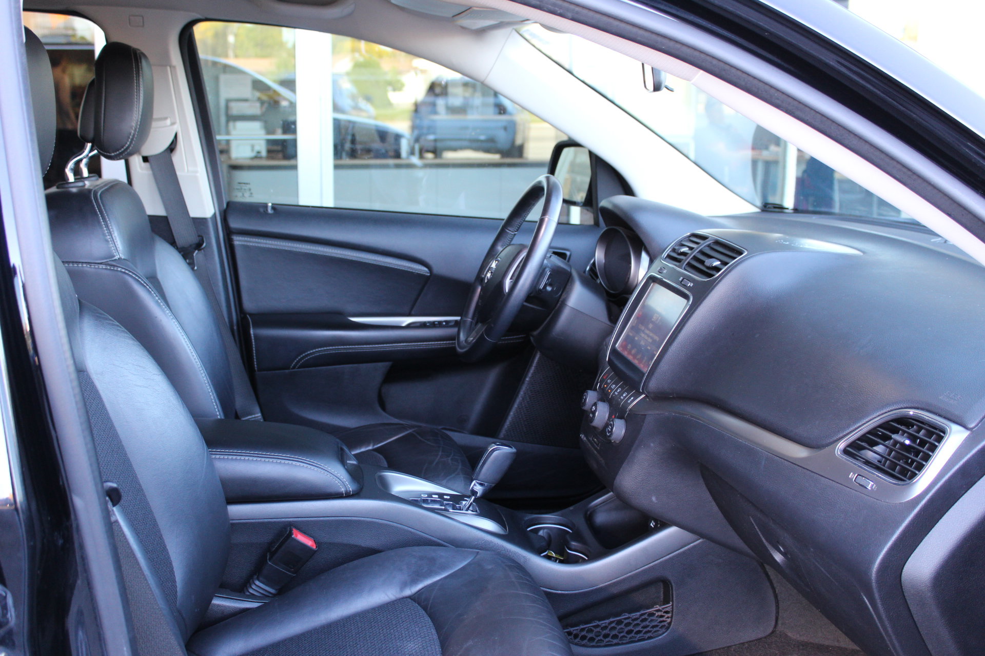 Used 2018 Dodge Journey Crossroad AWD/4WD image 15