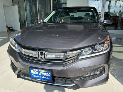 Used 2017 Honda Accord EX-L image 3