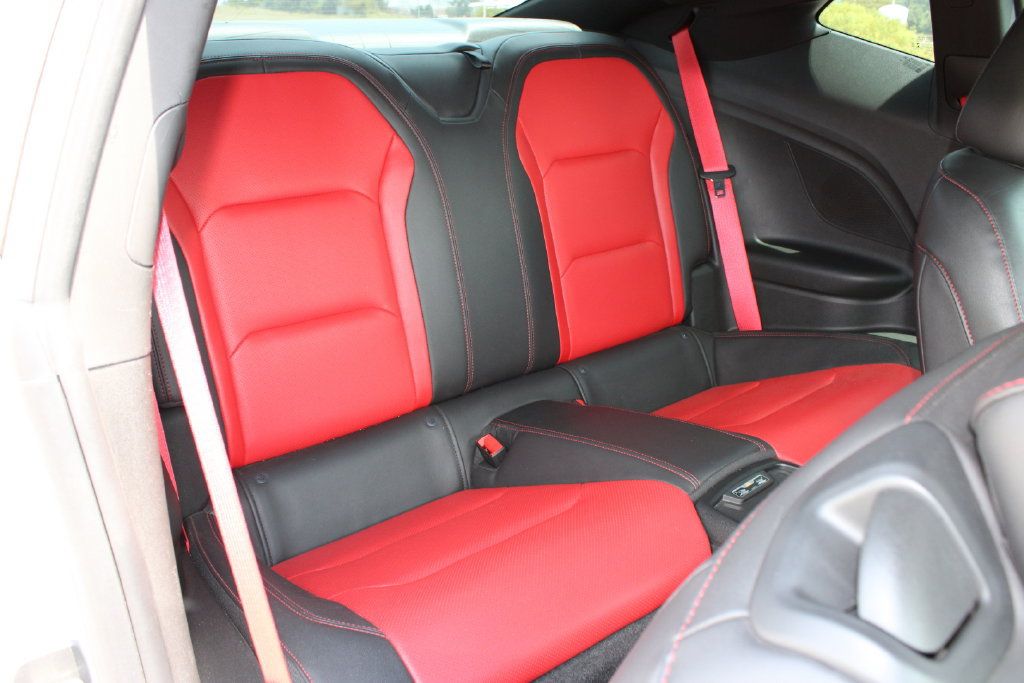 Used 2021 Chevrolet Camaro SS RWD image 11