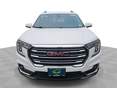 Used 2024 GMC Terrain SLT