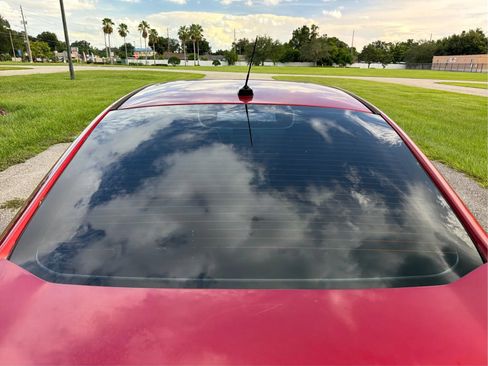 Used 2015 Ford Fiesta SE FWD image 22