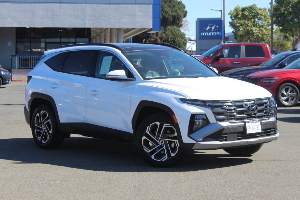Used 2026 Hyundai Tucson Limited AWD/4WD image 1