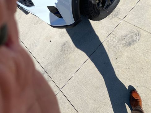 Used 2024 Ford F350 XLT image 2