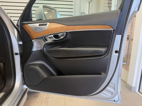 Used 2018 Volvo XC90 T6 Inscription w/ Convenience Package image 23