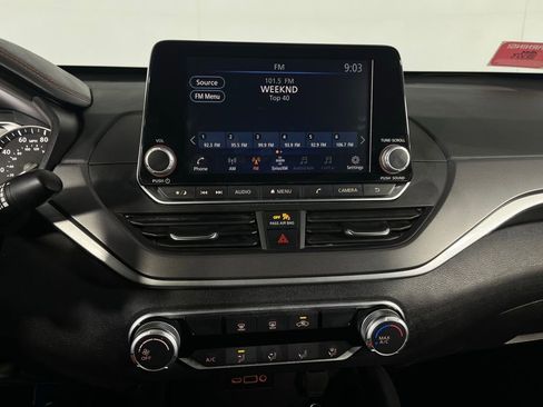 Used 2025 Nissan Altima 2.5 SR image 18