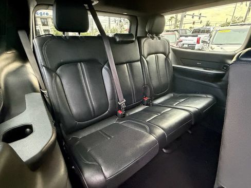 Used 2022 Jeep Wagoneer Series II RWD image 17
