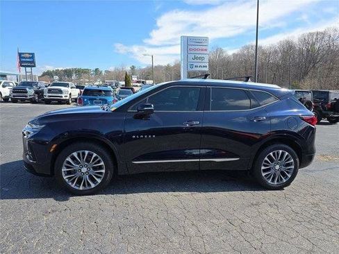 Used 2020 Chevrolet Blazer Premier w/ Driver Confidence II Package FWD image 8