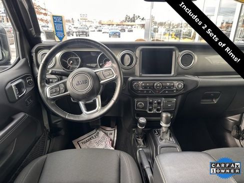 Used 2022 Jeep Wrangler Unlimited Sahara w/ Cold Weather Group image 14