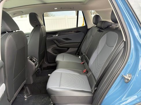 New 2026 Volkswagen Tiguan SE AWD/4WD image 29