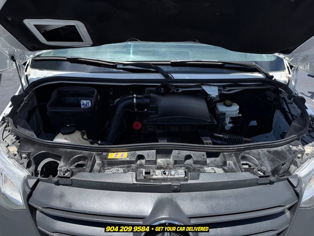 Used 2023 Mercedes-Benz Sprinter 2500 image 31