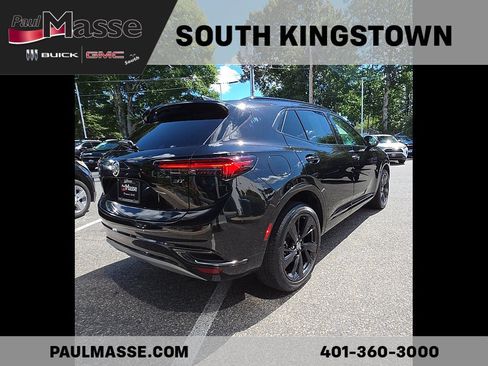 Used 2022 Buick Envision Essence w/ Technology Package I AWD/4WD image 5