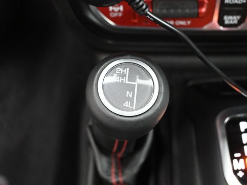 Used 2020 Jeep Gladiator Rubicon AWD/4WD image 24