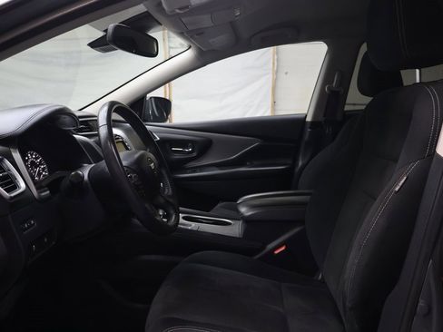 Used 2020 Nissan Murano SV image 17