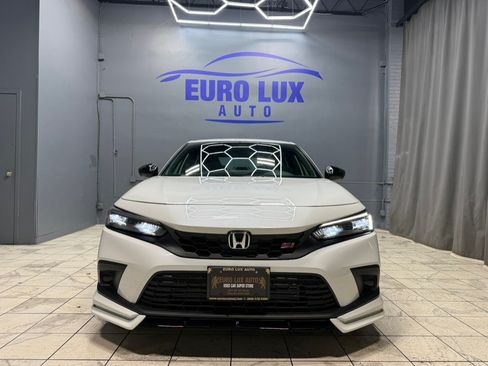 Used 2024 Honda Civic Si image 4