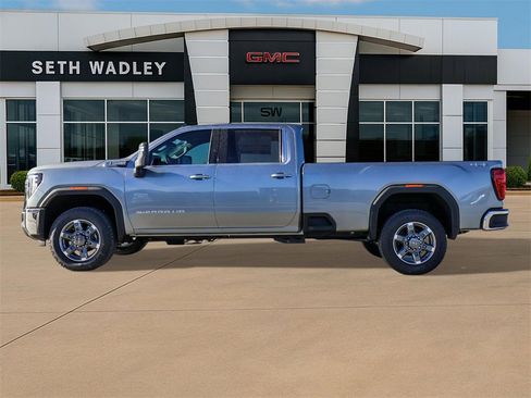 New 2026 GMC Sierra 2500 SLE w/ Preferred Package image 4