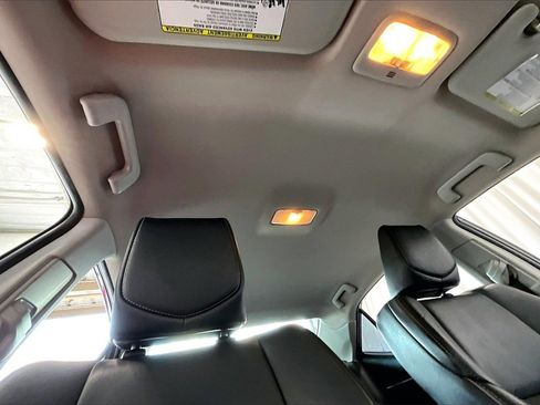 Used 2016 Toyota Corolla S image 27