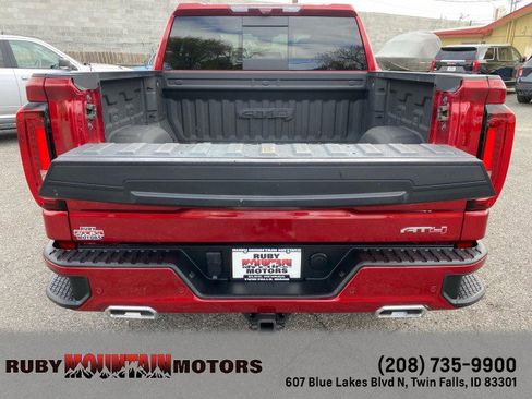 Used 2022 GMC Sierra 1500 AT4 w/ AT4 Premium Package AWD/4WD image 28