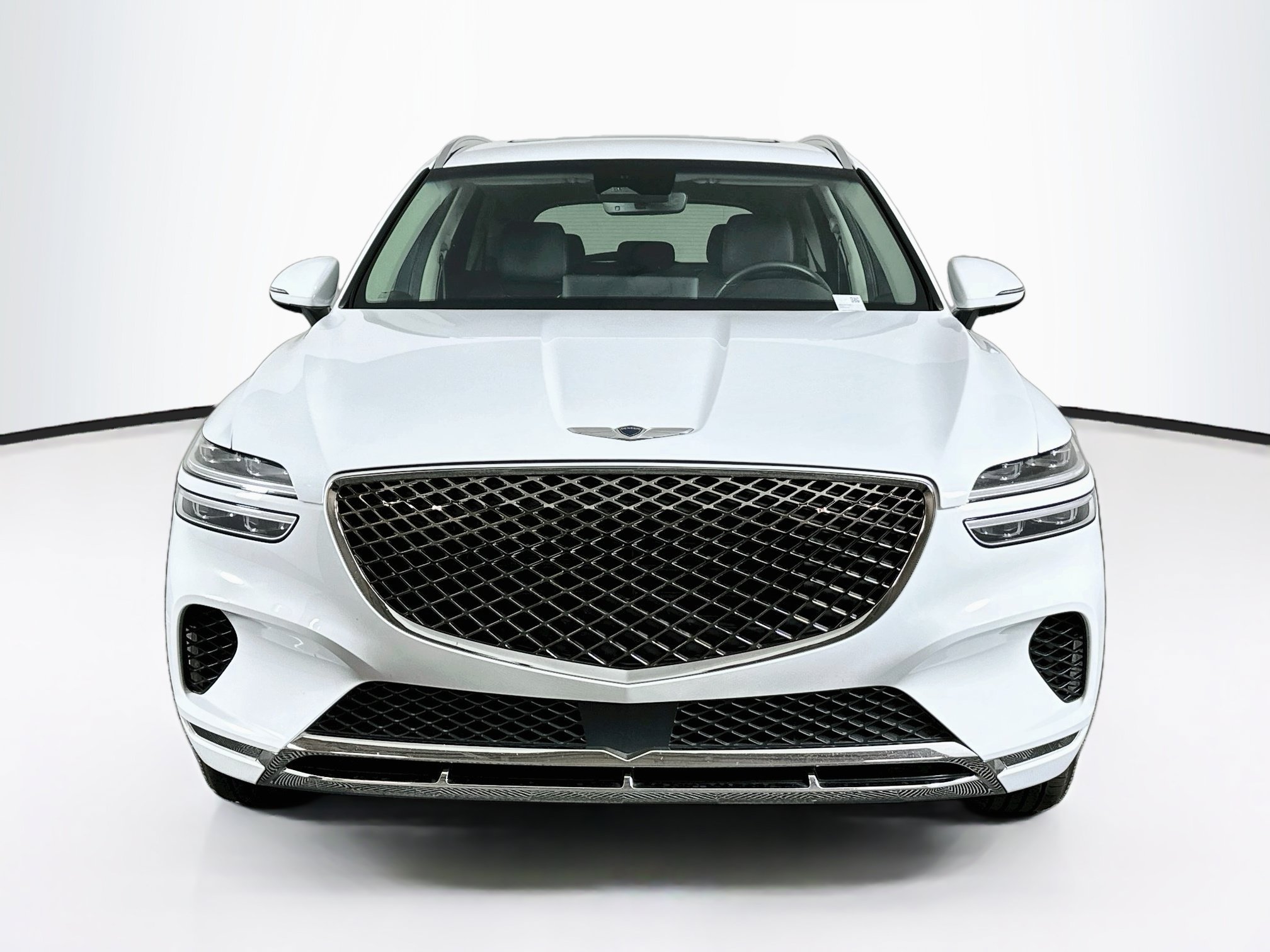 Used 2024 Genesis GV70 2.5T w/ Select Package AWD/4WD image 2