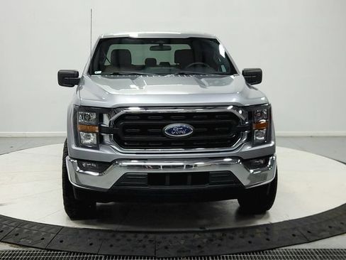 Used 2023 Ford F150 XLT RWD image 3
