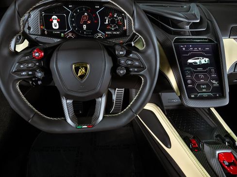 Used 2024 Lamborghini Revuelto AWD/4WD image 36