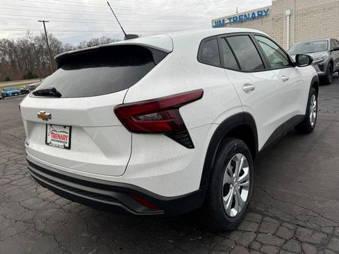New 2026 Chevrolet Trax LS image 27