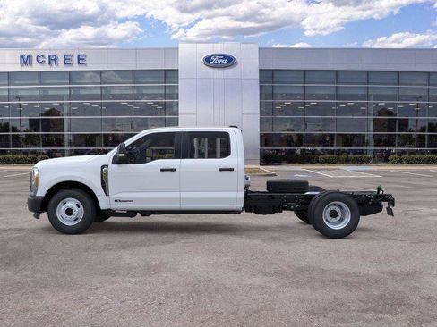 New 2026 Ford F350 XL RWD image 3