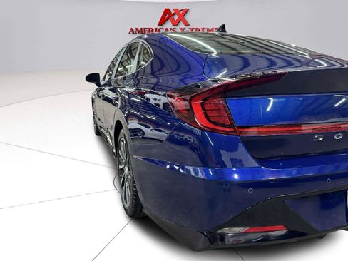 Used 2022 Hyundai Sonata Limited w/ Cargo Package FWD image 4