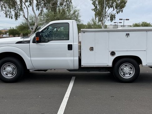 Used 2016 Ford F250 XL w/ Power Equipment Group RWD image 2