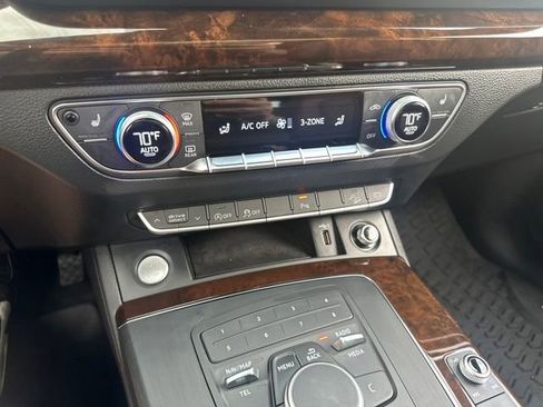 Used 2020 Audi Q5 2.0T Premium image 31