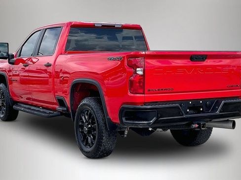 Used 2025 Chevrolet Silverado 2500 Custom w/ Custom Value Package AWD/4WD image 4