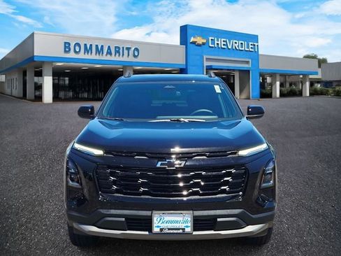 New 2026 Chevrolet Equinox LT w/ Convenience Package II AWD/4WD image 5