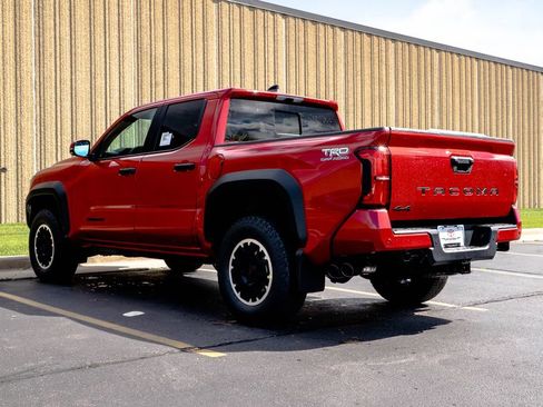 New 2026 Toyota Tacoma TRD Off-Road w/ TRD Off Road Upgrade Package AWD/4WD image 7