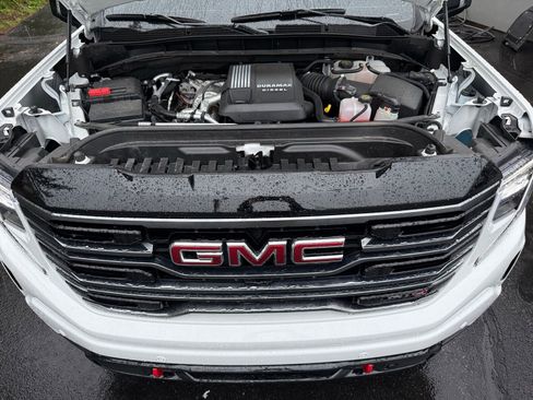 Used 2026 GMC Sierra 1500 AT4 w/ AT4 Premium Package AWD/4WD image 44
