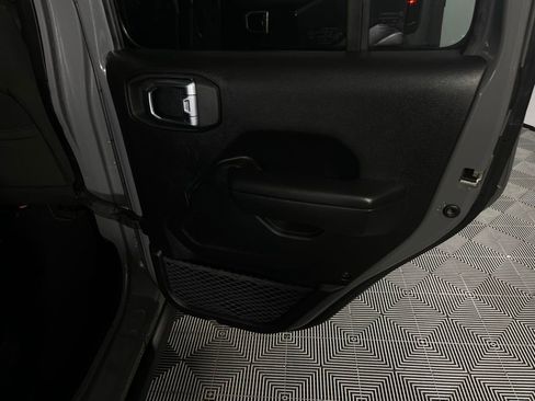 Used 2023 Jeep Wrangler Unlimited image 34