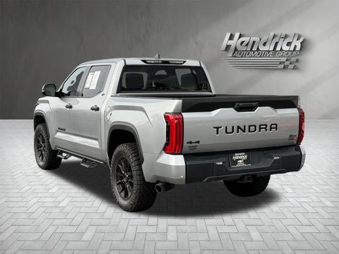 Used 2024 Toyota Tundra SR5 w/ SR5 Convenience Package AWD/4WD image 8