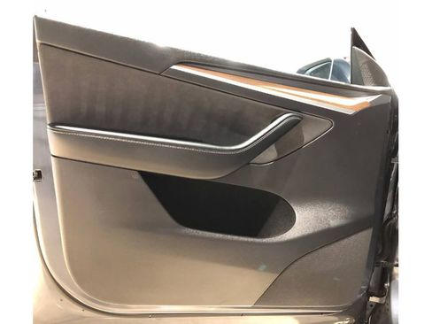 Used 2023 Tesla Model Y Long Range image 20