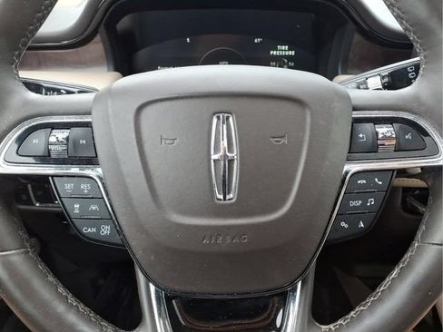 Used 2023 Lincoln Nautilus Reserve w/ Equipment Group 201A AWD/4WD image 14