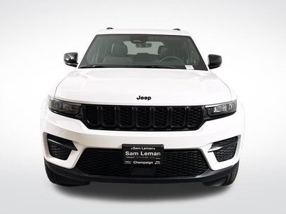 New 2025 Jeep Grand Cherokee Laredo