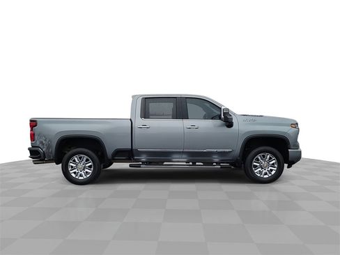 Certified 2024 Chevrolet Silverado 2500 High Country w/ Technology Package image 9