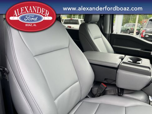 New 2025 Ford F350 XL w/ XL Chrome Package image 19