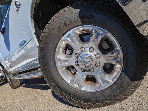 Used 2023 RAM 2500 Big Horn w/ Level 1 Equipment Group image 2