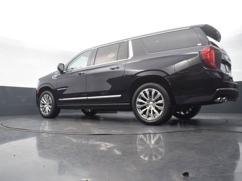 Used 2021 GMC Yukon XL Denali w/ Denali Premium Package image 55