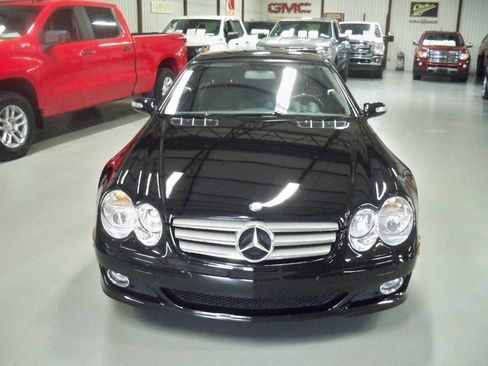 Used 2008 Mercedes-Benz SL 550 image 2